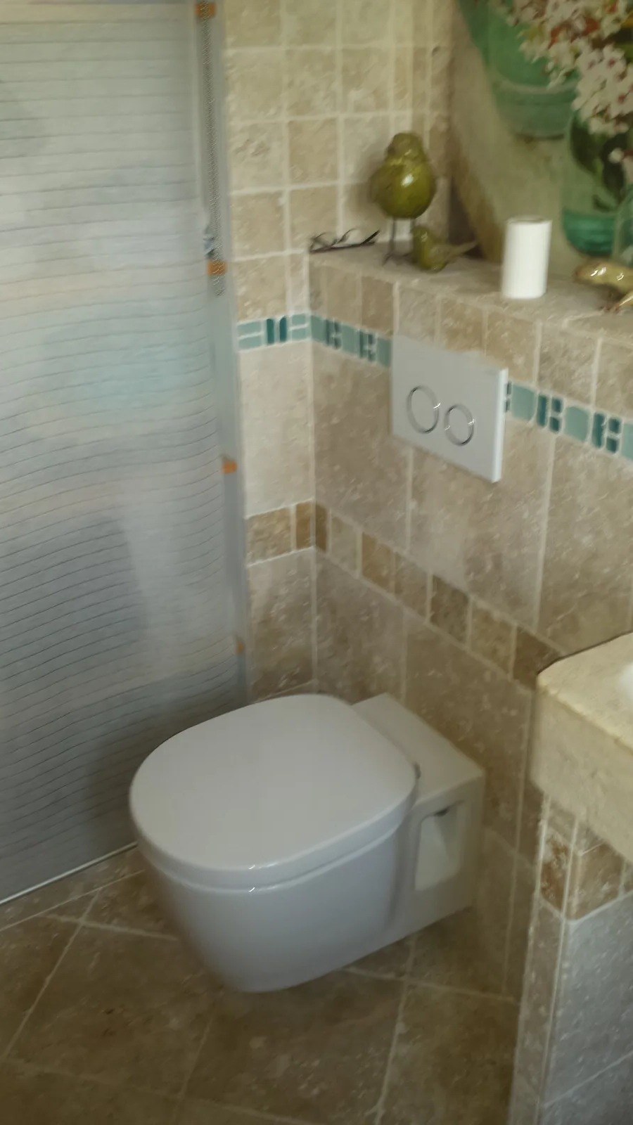 wc suspendu-petite 1